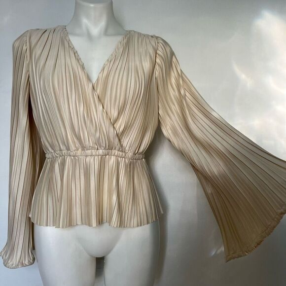 Japna Pleated Peplum bell sleeve top - Picture 2 of 6